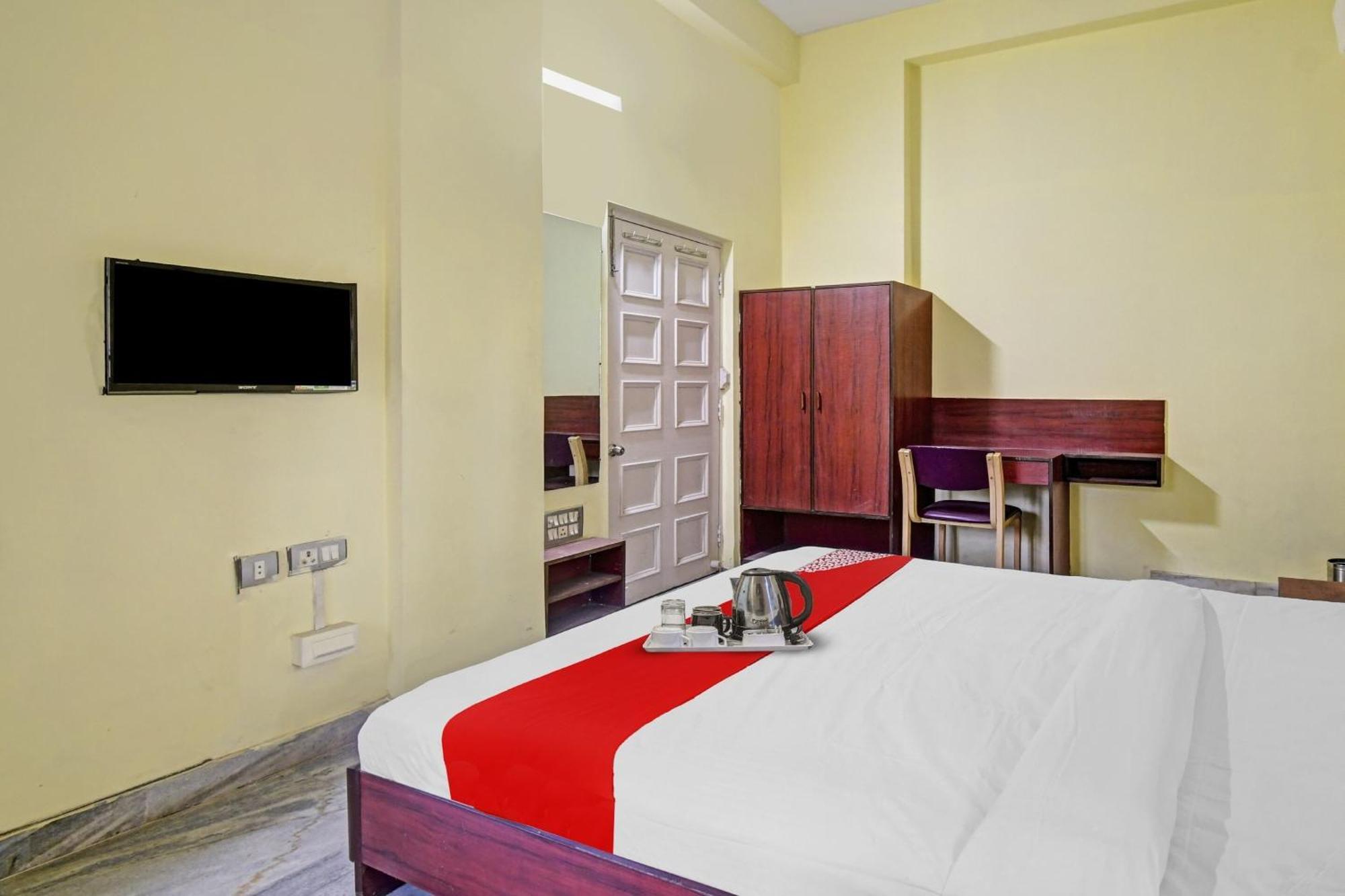 Hotel O R A Homestay Near Acropolis Mall Kolkata Bagian luar foto