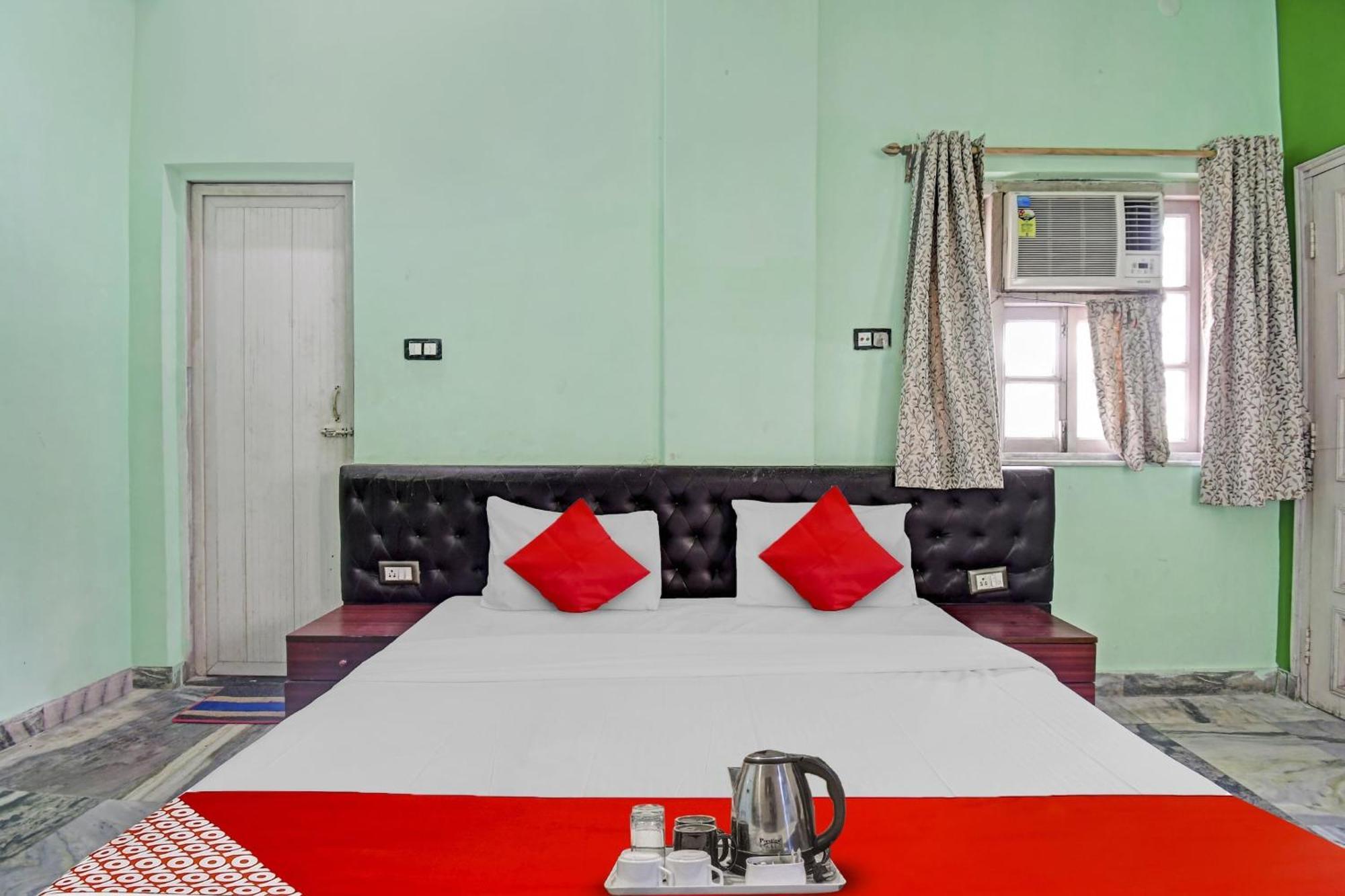 Hotel O R A Homestay Near Acropolis Mall Kolkata Bagian luar foto