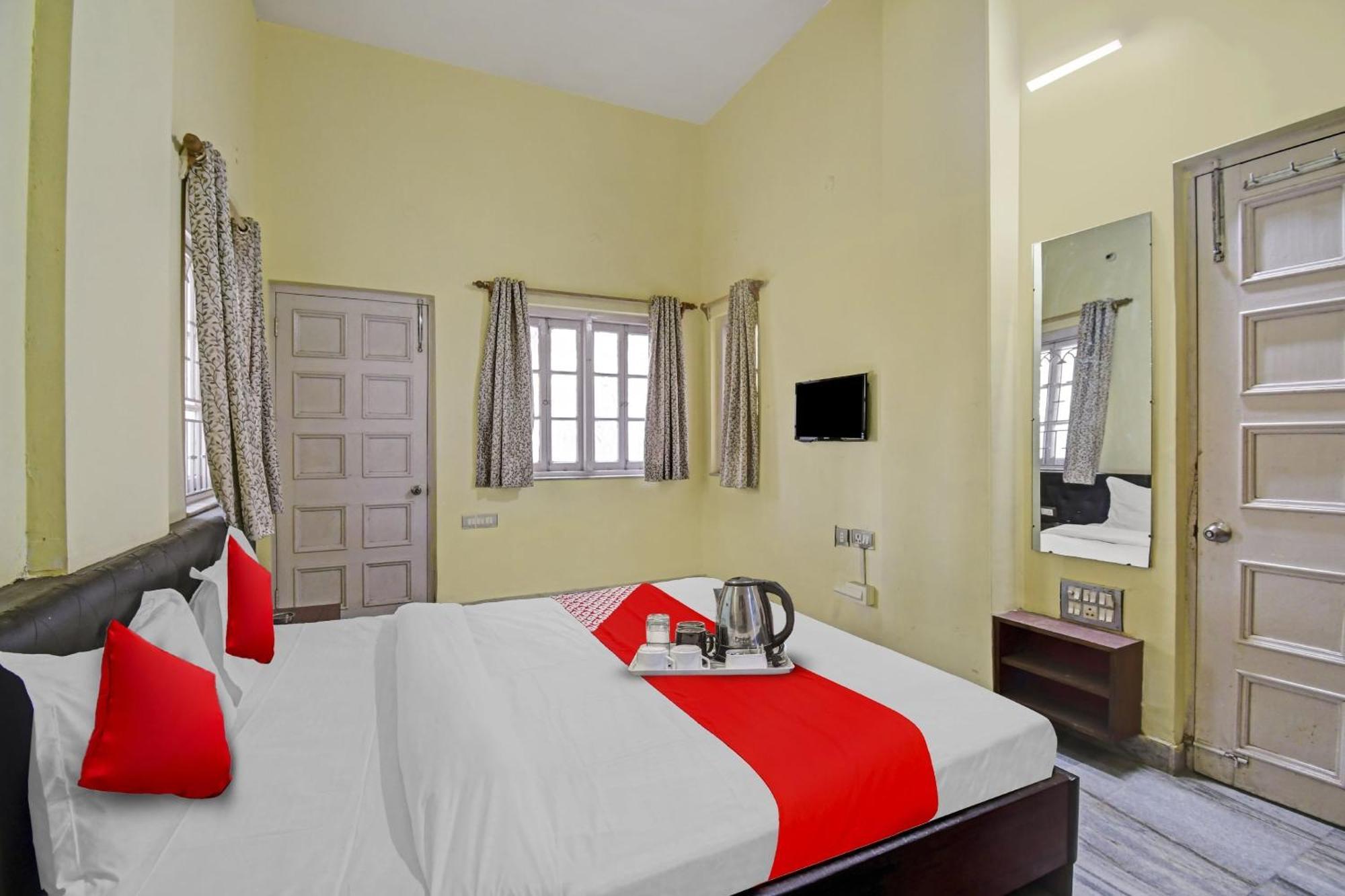 Hotel O R A Homestay Near Acropolis Mall Kolkata Bagian luar foto